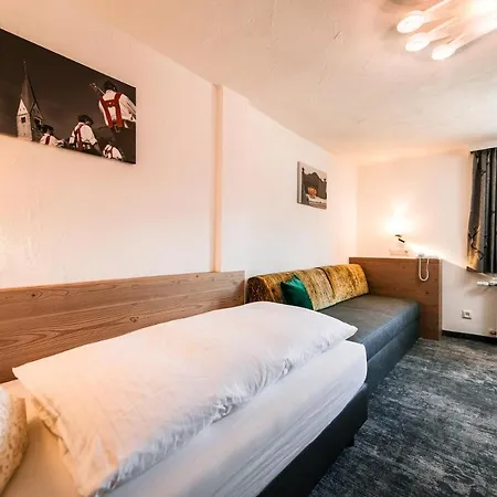 Tradizio Hotel Mittelberg