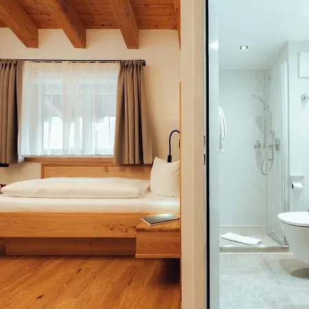 Tradizio Hotel 3*