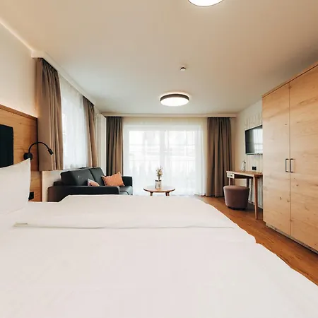 Tradizio Ξενοδοχείο Mittelberg