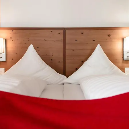 Hotel Tradizio Mittelberg